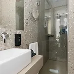 The Leaf Boutique (adults Only) 3*