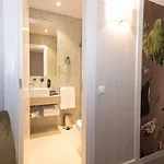 The Leaf Boutique (adults Only)