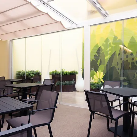 The Leaf Boutique - Adults Only 3*