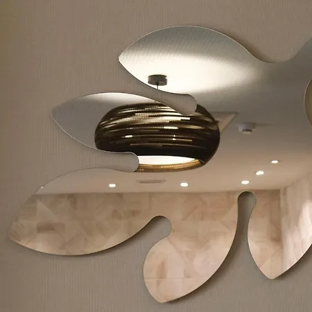 The Leaf Boutique - Adults Only Hotel