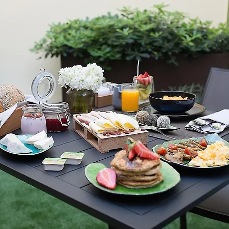 The Leaf Boutique - Adults Only